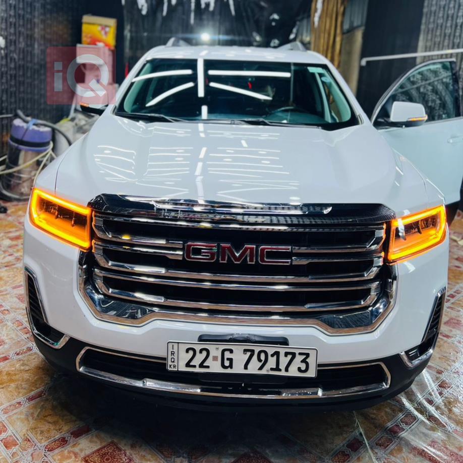 GMC Acadia